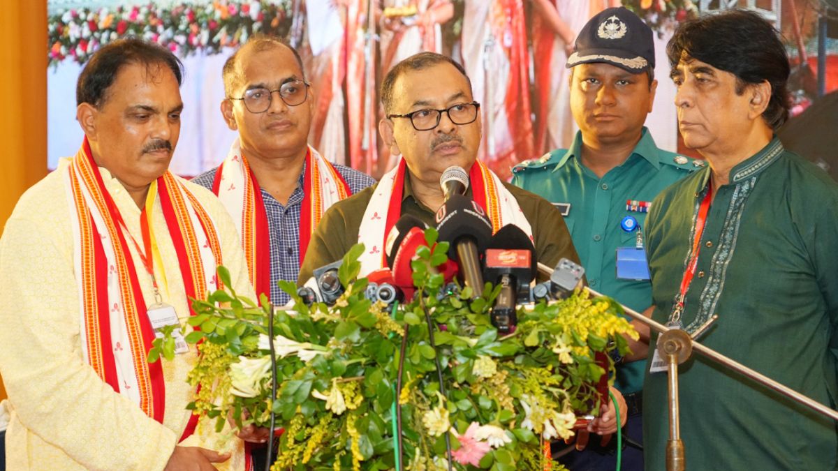 পূজায় নিরাপত্তা বিঘ্নের চেষ্টা করলে কঠোর ব্যবস্থা : ডিএমপি কমিশনার