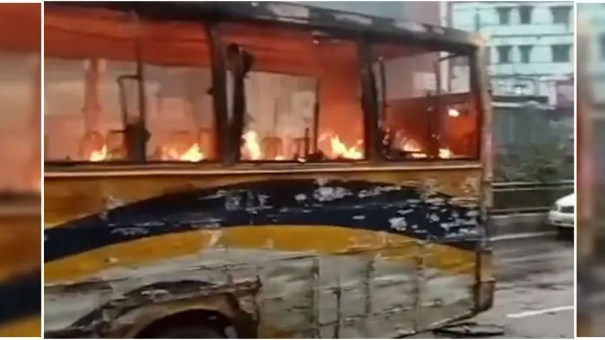 রাজধানীতে যাত্রীবাহী বাসে আগুন