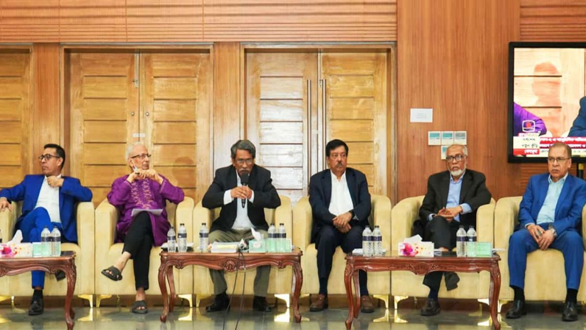 একাধিক বাস্তবায়ন প্রক্রিয়া সম্পর্কে প্রস্তাব দেবে কমিশন : আলী রীয়াজ