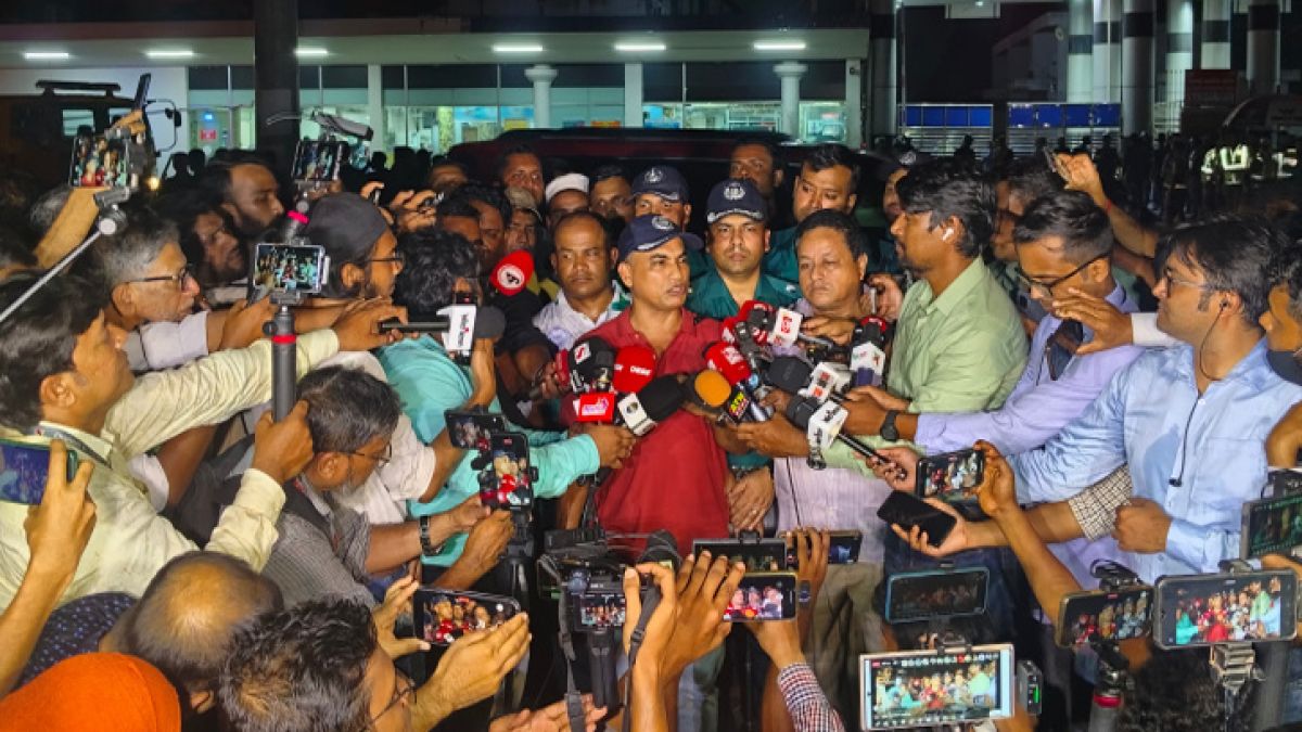 বিমানবন্দরের শৃঙ্খলা রক্ষায় কাজ করছে ৫ হাজার পুলিশ: ডিসি উত্তরা