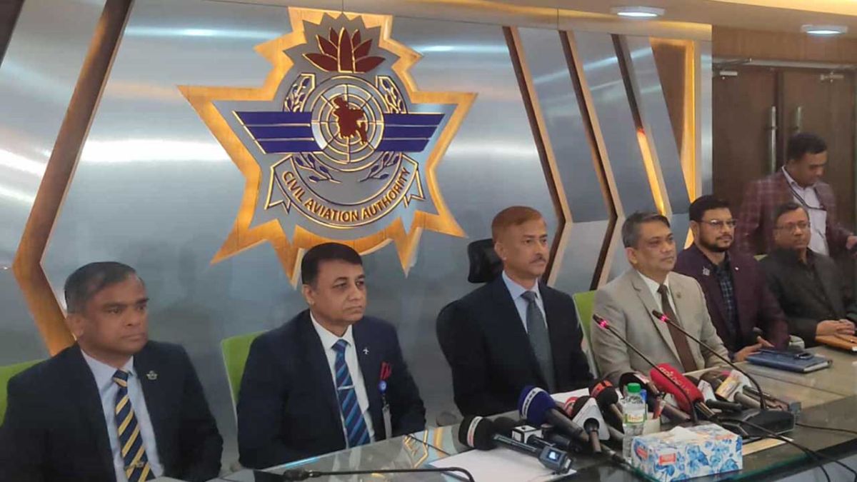 ‘ইমপোর্ট কুরিয়ার সেকশন থেকে আগুনের সূত্রপাত বলে মনে হচ্ছে’