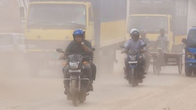 ঢাকার বাতাস আজও ‘অস্বাস্থ্যকর’, দূষণে শীর্ষে দিল্লি
