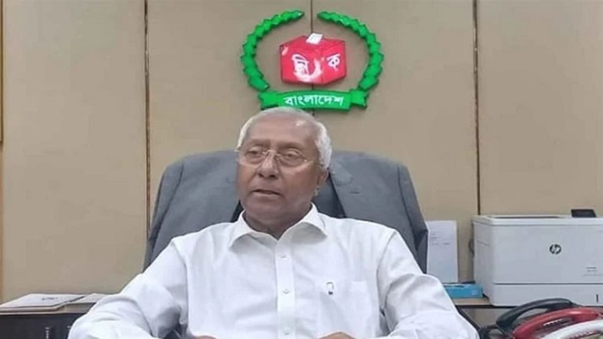 তফসিল ও ভোটের তারিখ নিয়ে বিভ্রান্তি না ছড়াতে ইসির অনুরোধ