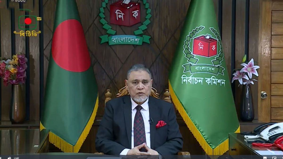 একটি সুষ্ঠু ও সুন্দর নির্বাচন অনুষ্ঠান আমাদের অঙ্গীকার : সিইসি