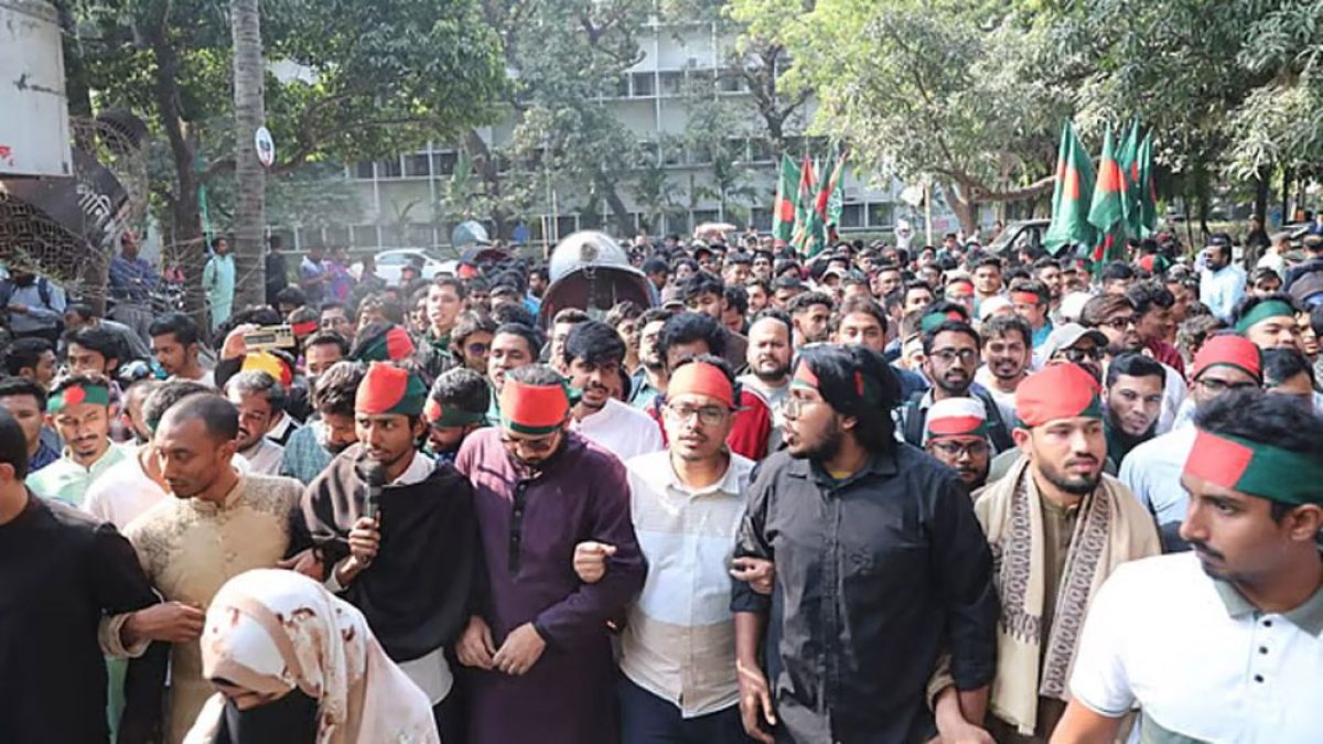 স্বরাষ্ট্র উপদেষ্টার কার্যালয় ঘেরাও কর্মসূচিতে পুলিশের বাধা