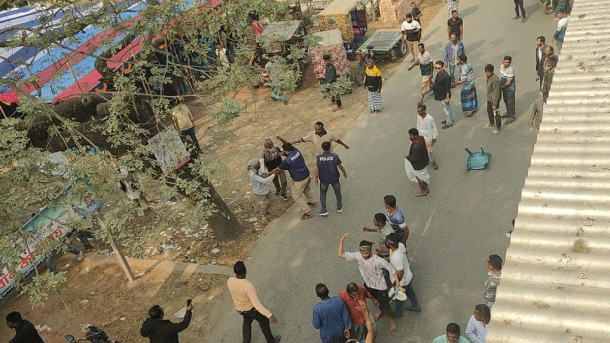 মুন্সীগঞ্জে বিএনপির দুই পক্ষের দফায় দফায় সংঘর্ষ