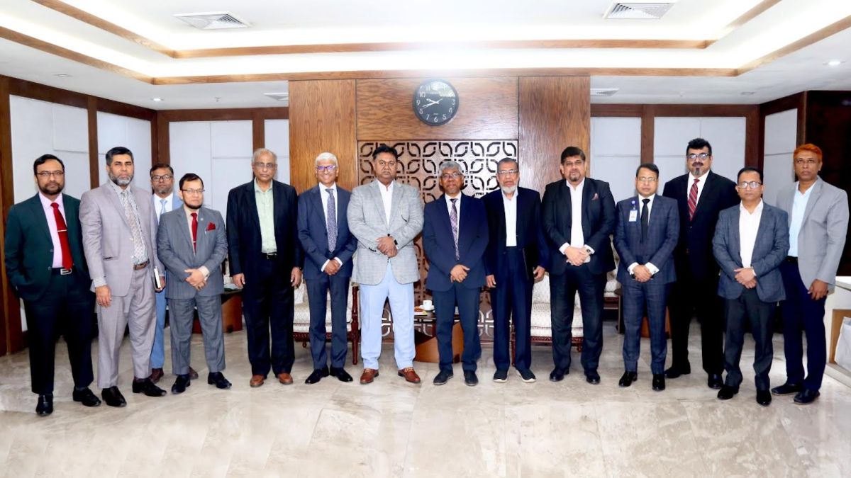 আবগারি শুল্ক বিষয়ে এনবিআর চেয়ারম্যানের সাথে আইবিসিএফ প্রতিনিধিদলের সাক্ষাৎ