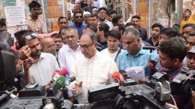 চা খাওয়ার দাওয়াত দিলেও হুমকি হয়ে যায়: মির্জা আব্বাস