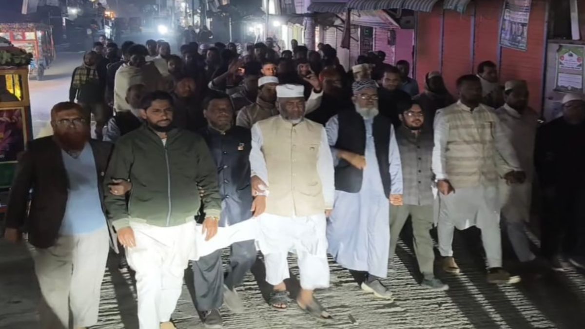 বিএনপি-জামায়াত সংঘর্ষে জামায়াত নেতা নিহতের প্রতিবাদে জামালপুরে বিক্ষোভ মিছিল