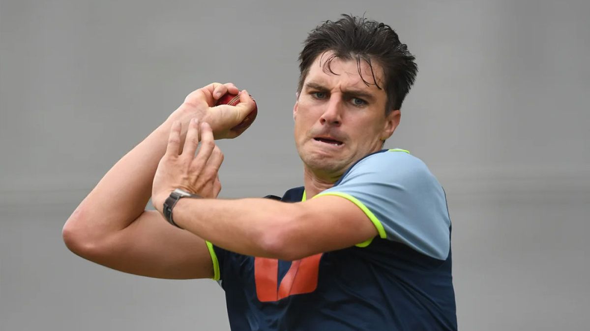 বিশ্বকাপ থেকে ছিটকে গেলেন কামিন্স