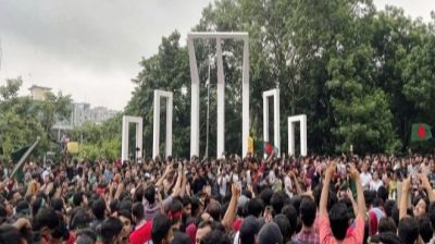 সিলেটে ডিপ্লোমা ইঞ্জিনিয়ারিং শিক্ষার্থীদের সড়ক অবরোধ, তীব্র যানজট