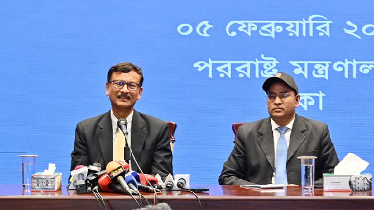 ঘর না গোছালে আরও দুঃসময় আসতে পারে, ভিসা ইস্যুতে পররাষ্ট্র উপদেষ্টা