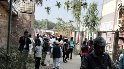 সংঘর্ষে উত্তাল চট্টগ্রাম, মুখোমুখি বিএনপি ও মোমবাতি সমর্থকরা