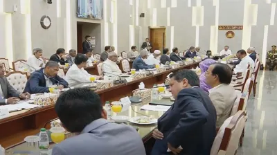 সচিবালয়ে অফিস শুরু করলেন প্রধানমন্ত্রী তারেক রহমান, অনুষ্ঠিত প্রথম মন্ত্রিসভা