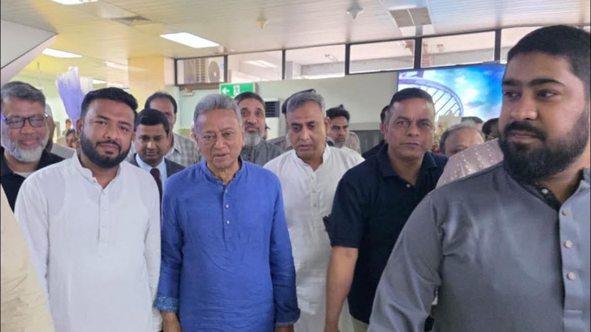 চট্টগ্রামে বাণিজ্যিক রাজধানীর কাজ শুরু হবে : অর্থমন্ত্রী খসরু