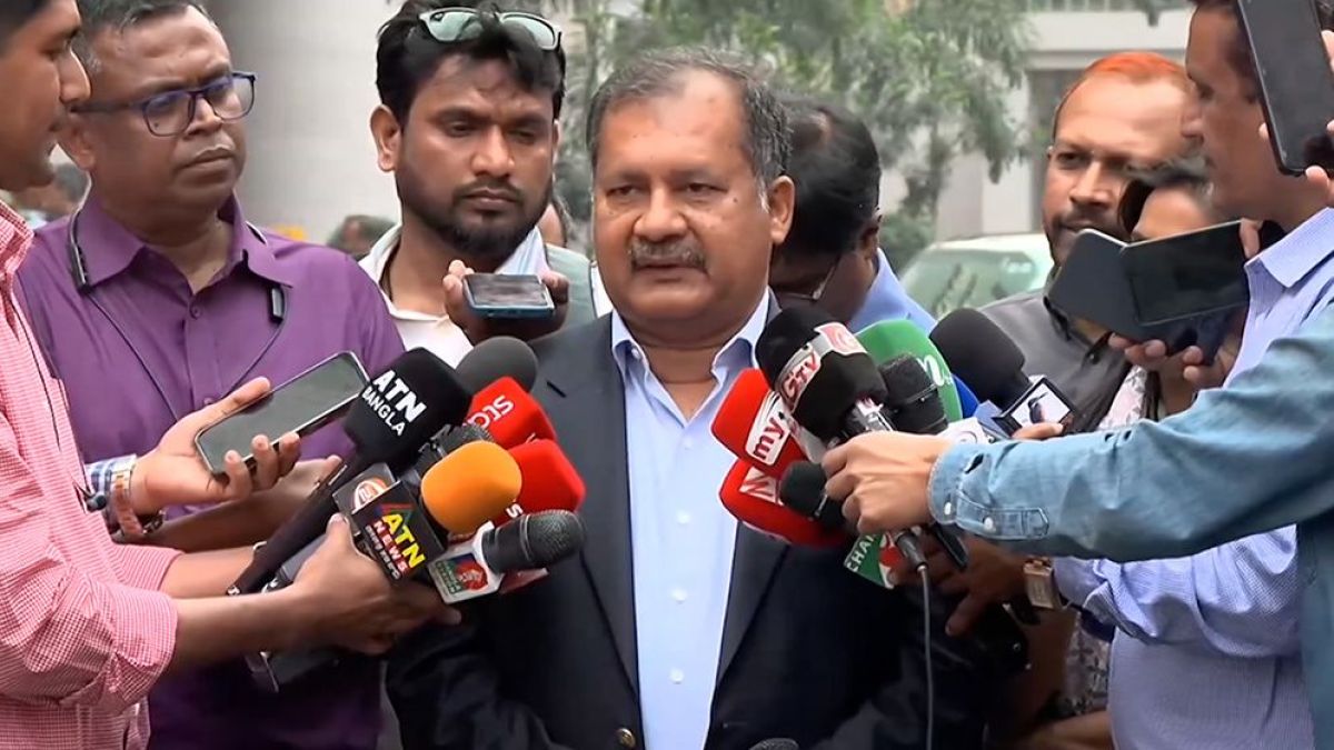 মধ্যস্বত্বভোগীদের দৌরাত্ম কমাতেই কৃষি কার্ড দেবে সরকার: তথ্যমন্ত্রী