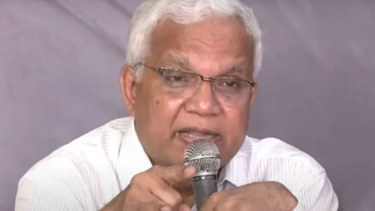 ‘ফ্যামিলি কার্ড নিয়ে ফেক নিউজ দিয়ে মানুষকে বিভ্রান্ত করার চেষ্টা চলছে’