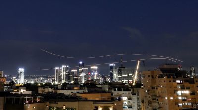 ফের পাল্টাপাল্টি হামলা চালাচ্ছে ইরান-ইসরায়েল