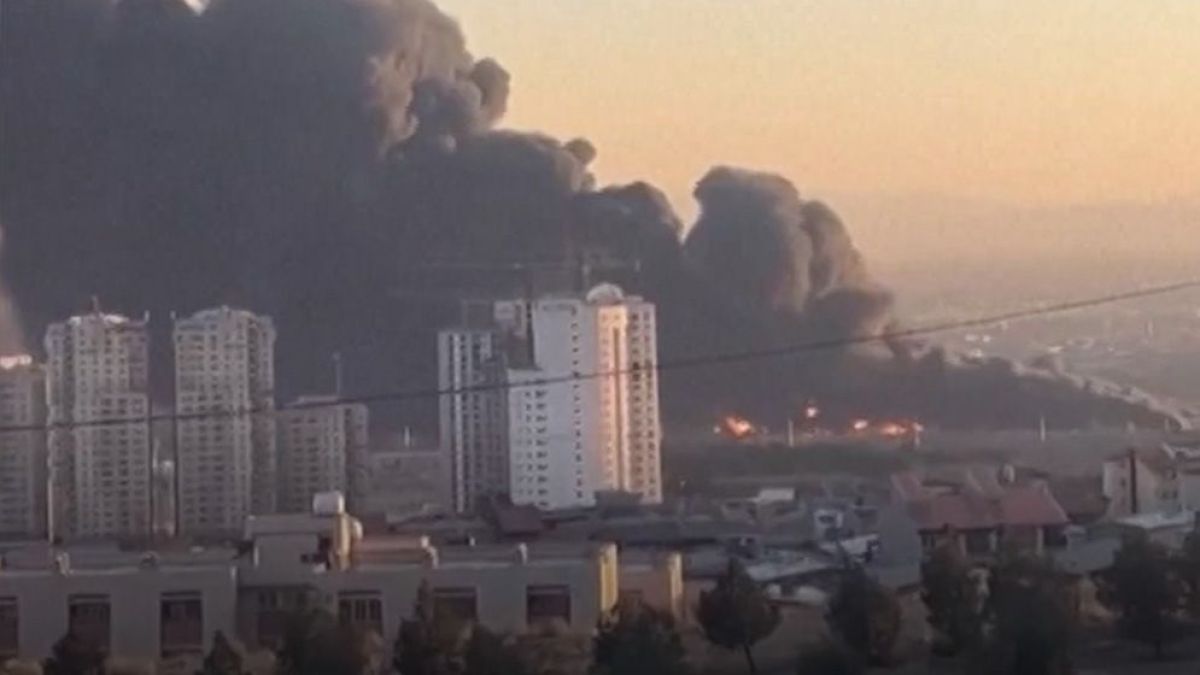 মার্কিন-ইসরায়েলি হামলায় ইরানেই প্রাণহানি ৮শ' ছুঁই ছুঁই