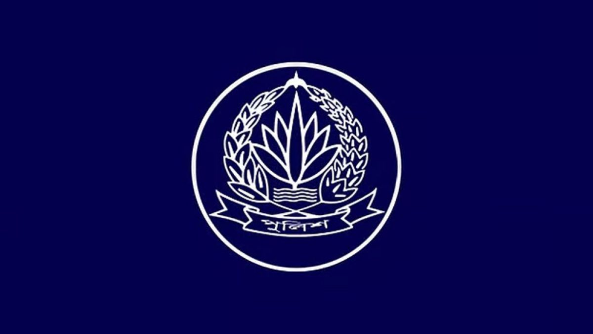 নৌ-পুলিশ প্রধানসহ ৫ অতিরিক্ত আইজিপিকে বাধ্যতামূলক অবসর