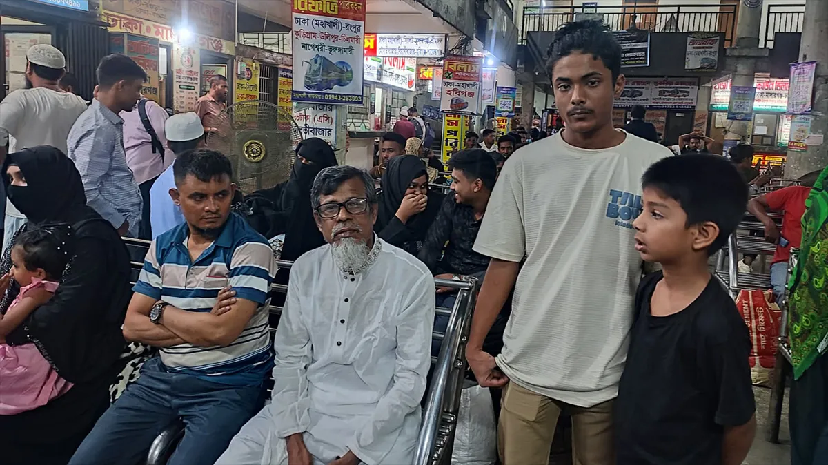 ঈদে নেই বাড়তি ভাড়া, স্বস্তিতে বাড়ি ফেরা