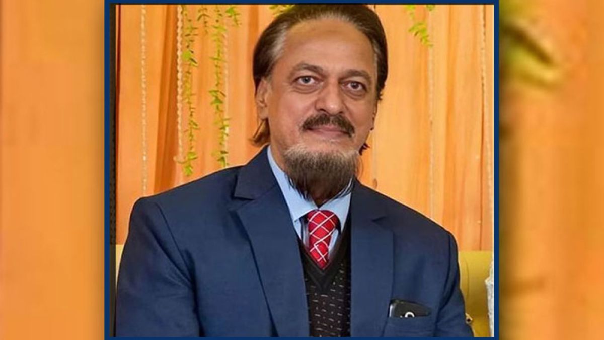 শেখ হাসিনার ফাঁসির রায় দেওয়া বিচারকের ফেসবুক-হোয়াটসঅ্যাপ অ্যাকাউন্ট হ্যাক