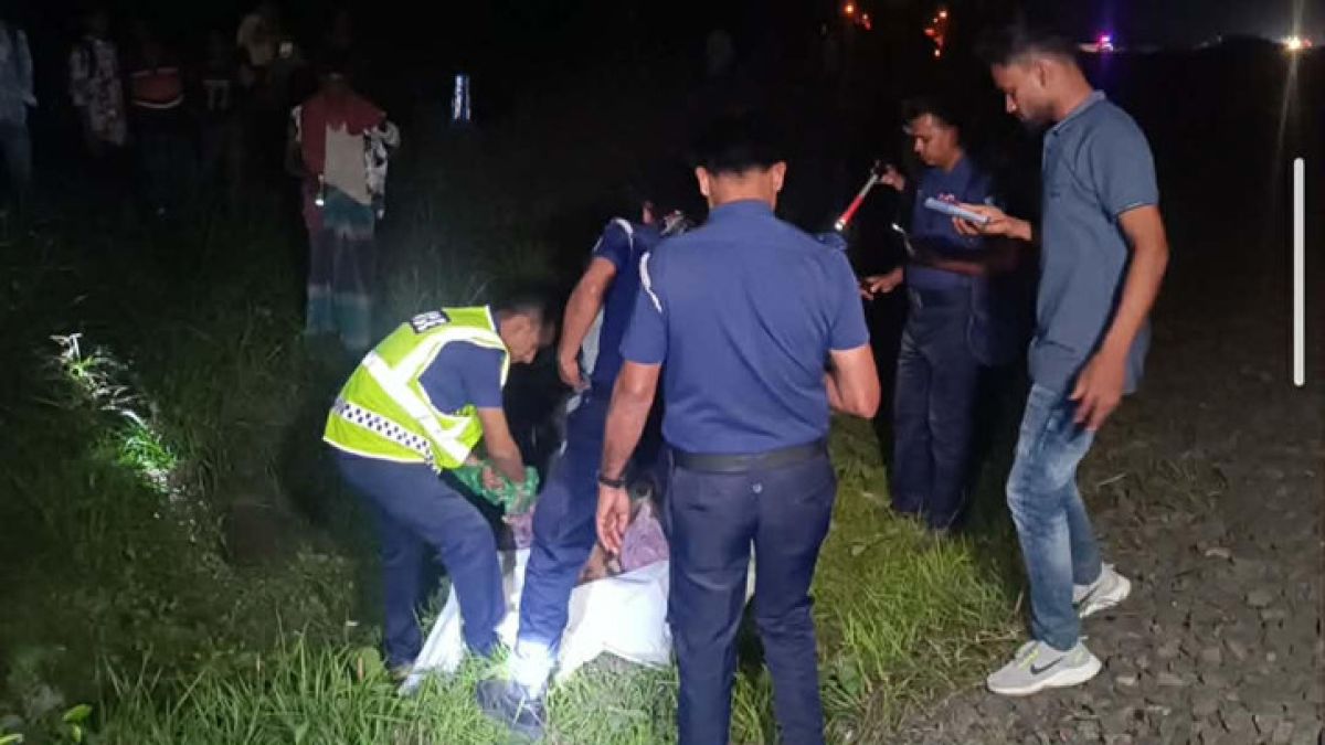 টাঙ্গাইলে রেললাইনে বসে থাকা শিশুসহ ৫ জন ট্রেনে কাটা পড়ে নিহত