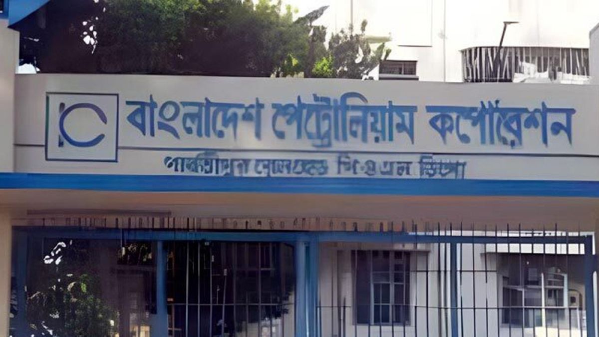 ভারত থেকে আসছে আরো ৭ হাজার টন ডিজেল