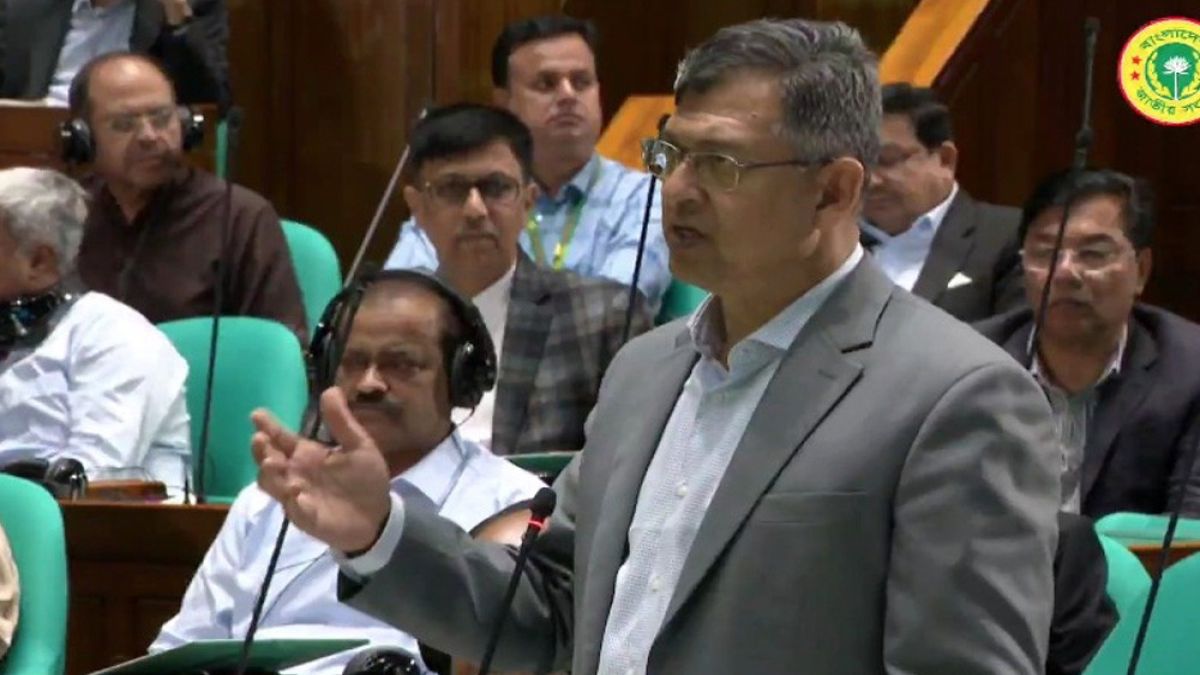 সিইসি শপথ ভঙ্গ করেছেন : সংসদে স্বরাষ্ট্রমন্ত্রী