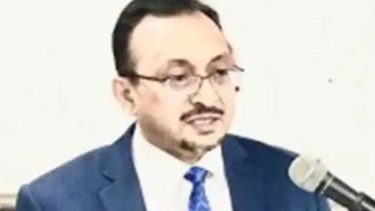 হাইকোর্টের বিচারপতি রেজাউল হাসানের পদত্যাগ