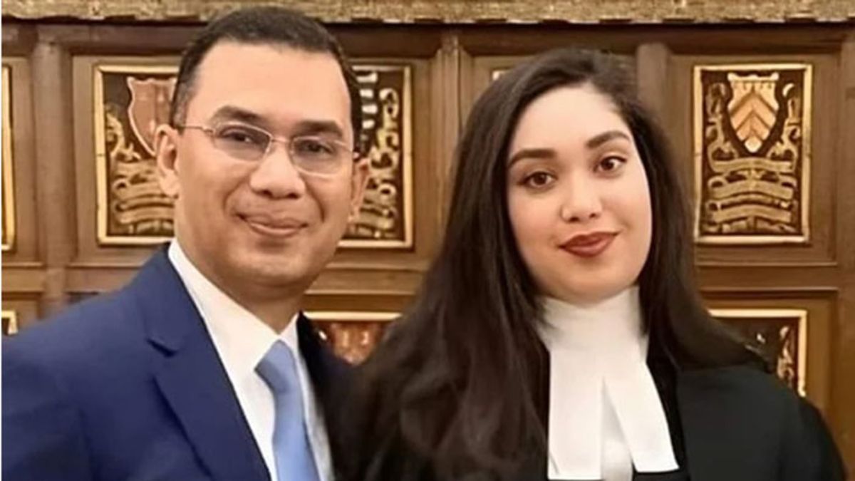 মেয়ে জাইমাকে নিয়ে ‘বনলতা এক্সপ্রেস’ দেখতে গেছেন‌ প্রধানমন্ত্রী