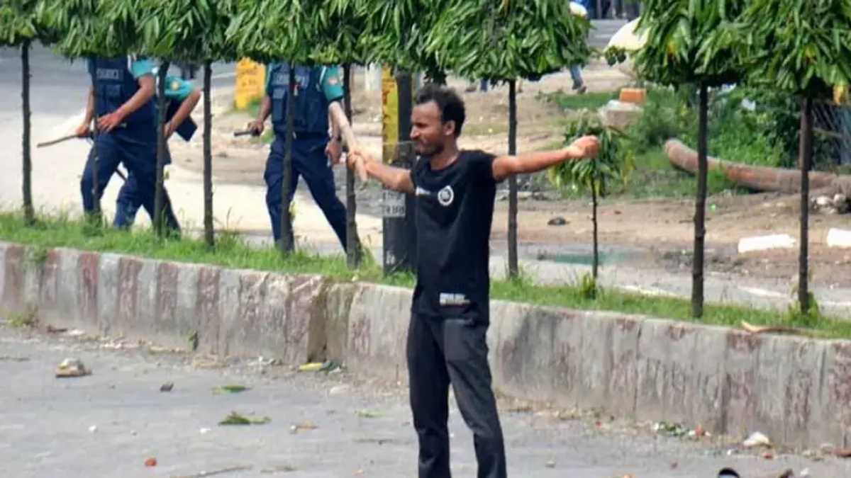 জুলাই গণ-অভ্যুত্থানের প্রথম শহীদ আবু সাঈদ হত্যা মামলার রায় দুপুরে