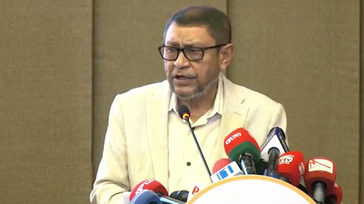 প্রচারণার মাধ্যমে হামের টিকাদান কর্মসূচিকে জনপ্রিয় করতে হবে: স্বাস্থ্যমন্ত্রী