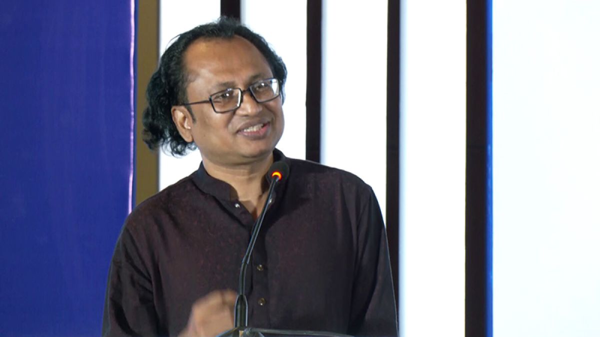 ‘বিসিএস ব্যাধি’ দূর করতে এই চাকরির সুযোগ-সুবিধা কমানো উচিত: ডা. জাহেদ উর রহমান