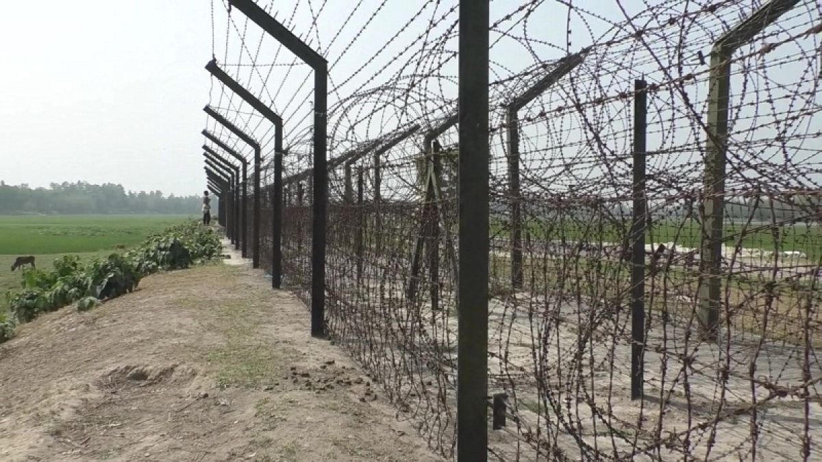 কুড়িগ্রাম সীমান্তে বিএসএফের হাতে দুই বাংলাদেশি আটক