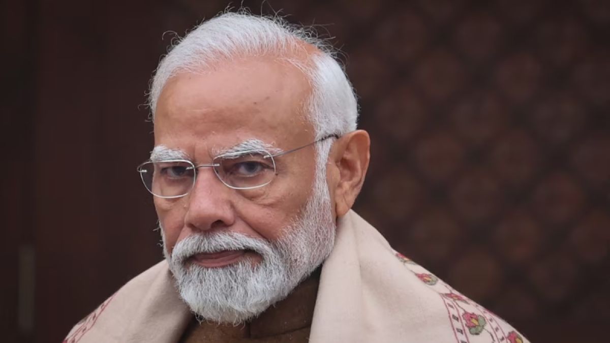 হঠাৎ চিকেনস নেক নিয়ে উদ্বিগ্ন মোদি