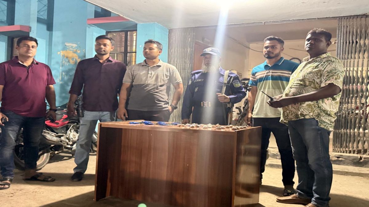 ইঁদুর মারার ওষুধে ইয়াবা, ডিটারজেন্টে হেরোইন, জামালপুরে নারী গ্রেফতার