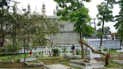 সৈয়দপুরে চিনি মসজিদ ও খ্রিস্টান কবরস্থান: সম্প্রীতির অনন্য নজির