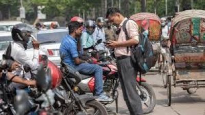 তেলের দাম বাড়ায় ভাড়া বেড়েছে  মোটরসাইকেল রাইডশেয়ারের