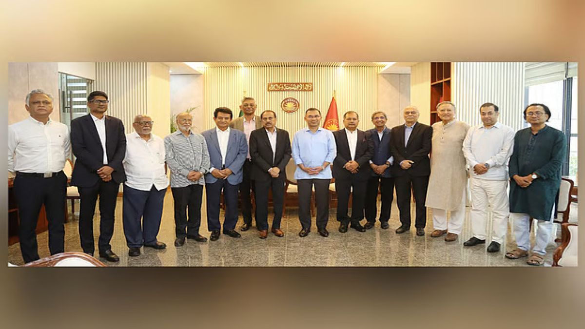 সংবাদপত্রের স্বাধীনতার প্রতি সরকারের অবস্থান ব্যক্ত করলেন প্রধানমন্ত্রী