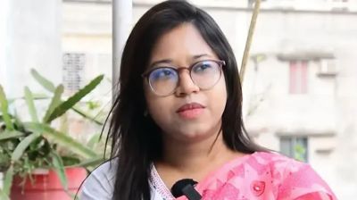 সংরক্ষিত নারী আসন: মনিরা শারমিনের মনোনয়নপত্র বাতিল