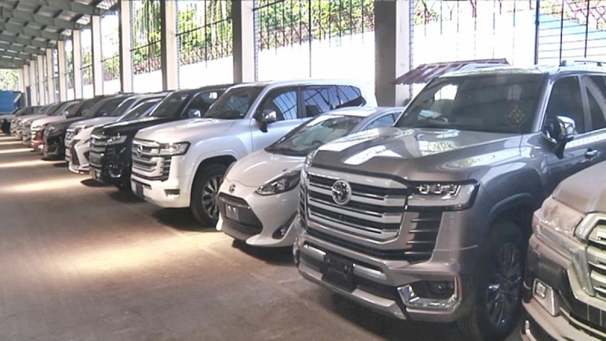 এমপিদের শুল্কমুক্ত গাড়ি আমদানির সুবিধা বাতিল, সংসদে বিল পাস