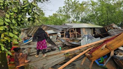 কালবৈশাখীর তাণ্ডবে গাইবান্ধা: ঘরবাড়ি বিধ্বস্ত, প্রাণহানি, খোলা আকাশের নিচে মানুষ