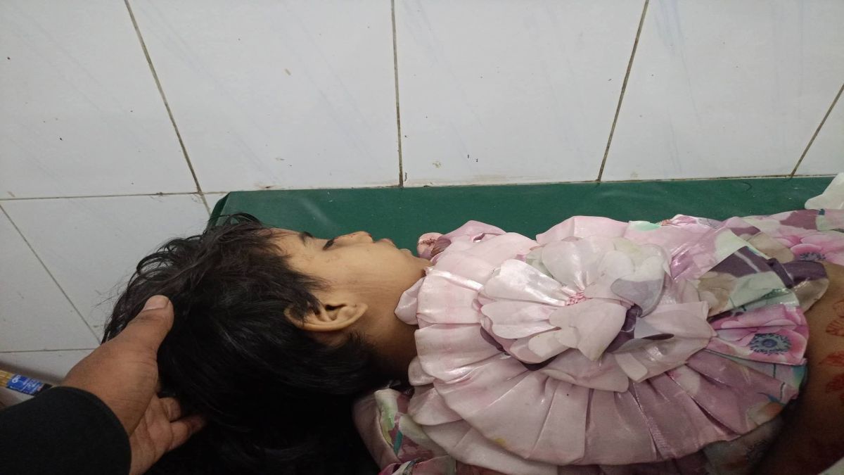 কুড়িগ্রামে মাইক্রোবাস-ট্রাক মুখোমুখি সংঘর্ষে নিহত ৩, আহত ১১