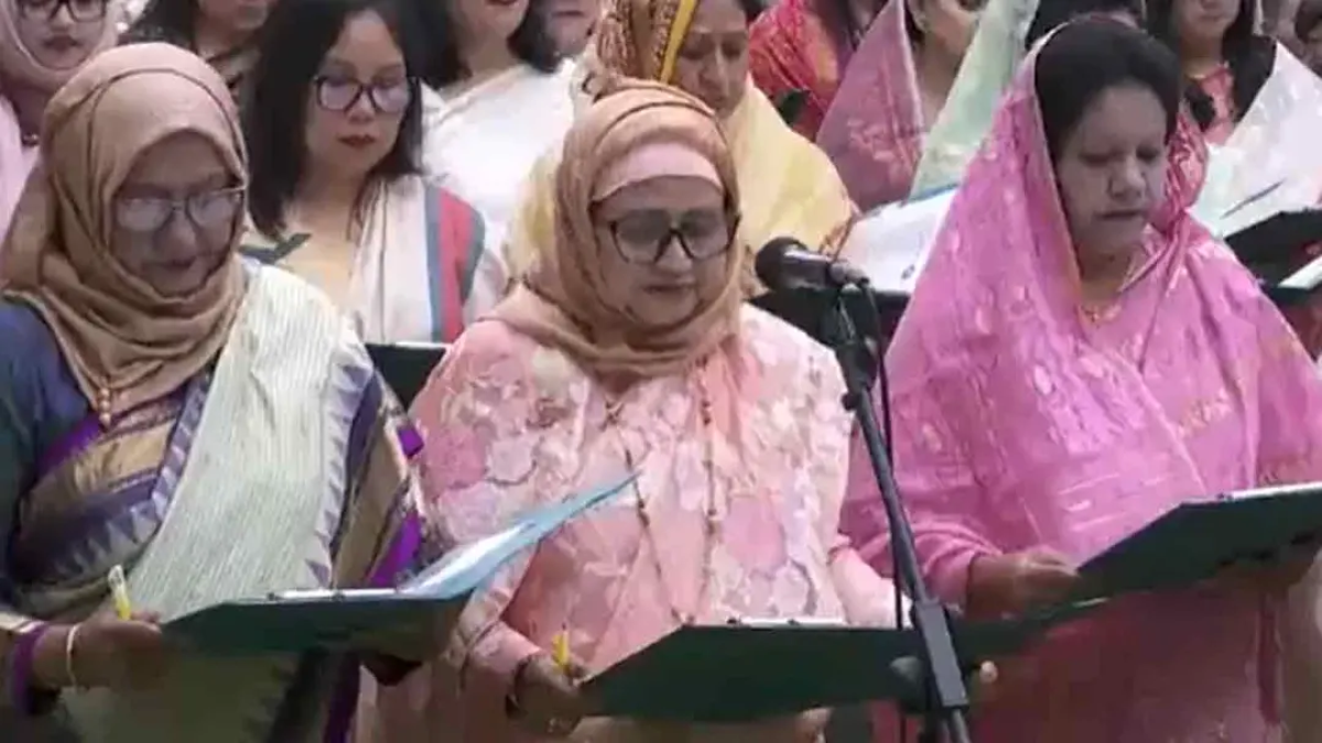 শপথ নিলেন সংরক্ষিত নারী আসনের ৪৯ এমপি