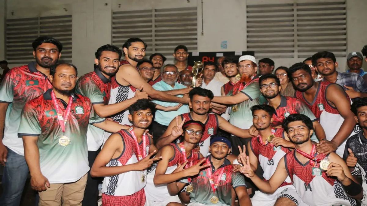 রাবিকে হারিয়ে আন্তঃবিশ্ববিদ্যালয় বাস্কেটবলে চ্যাম্পিয়ন ইবি