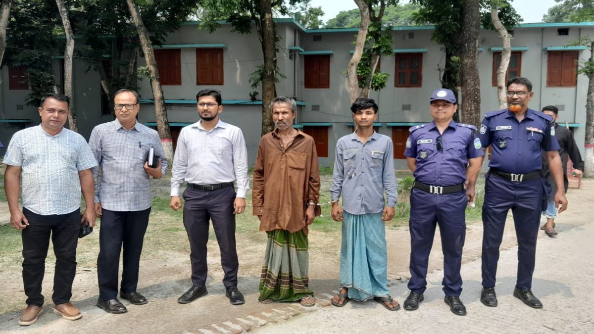 জামালপুরে গাঁজা সেবনের দায়ে বাবা-ছেলের কারাদণ্ড