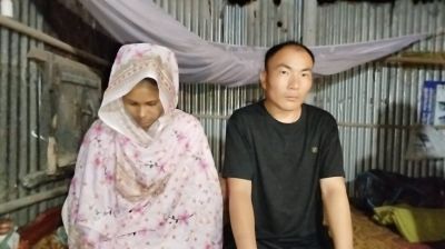 প্রেমের জয়ে চায়না জামাই এখন ফুলবাড়ীতে, এক নজর দেখতে ভিড়