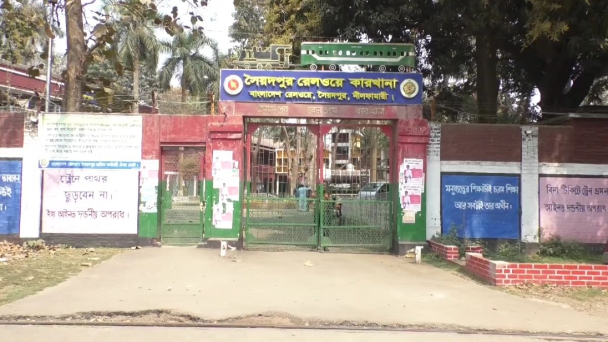 ঈদযাত্রায় স্বস্তি ফেরাতে সৈয়দপুর কারখানায় প্রস্তুত ১২৭ কোচ, হস্তান্তর ১১১টি