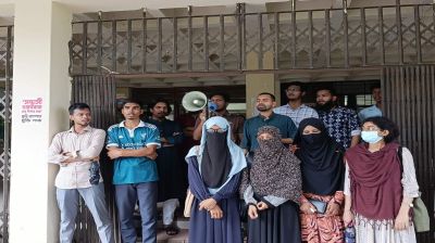 রামিসা হত্যার বিচার দাবিতে কুবিতে বিক্ষোভ